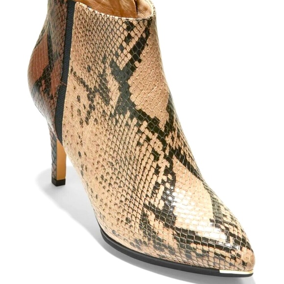 NWT COLE HAAN Grand Ambition Arietta Ankle Booties Silver Metal Trim 8 MSRP $289 - Picture 1 of 15